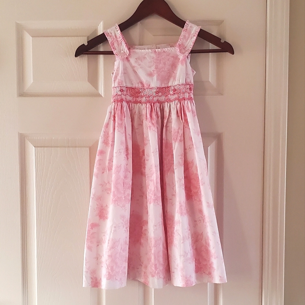Girls Dainty Pink and White Floral Dress Size 6
